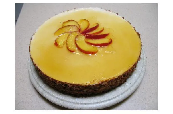 Gâteau de mousse à la nectarine