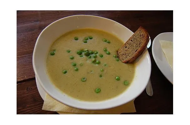 Soupe Italienne aux Raviolis