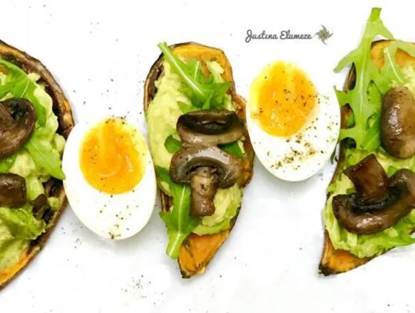 Avocat sur toast de patate douce - Paléo/Sans gluten/Végétarien