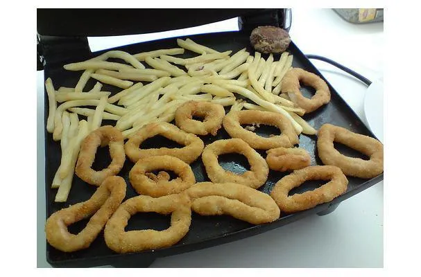 Salade de pommes de terre frites