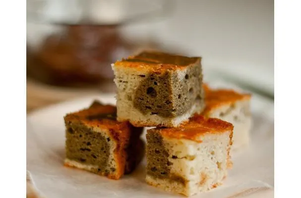 Gâteau marbré au thé vert et au yaourt
