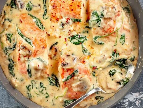 SALMON FLORENTINE