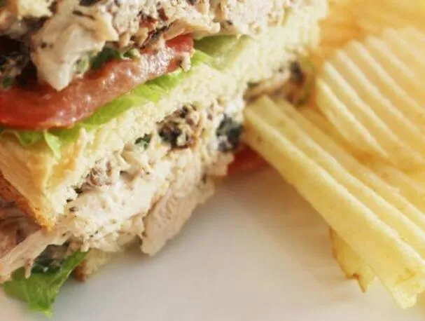 Salade de Dinde Créole "Frite" Fumée